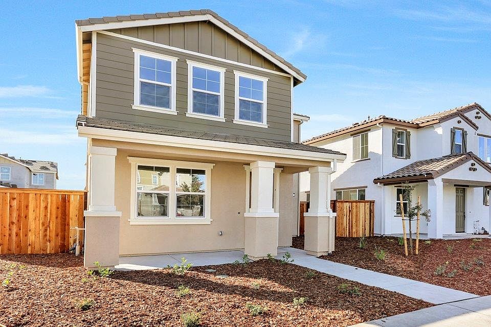 1st image of 2518 Amelia Earhart Ave