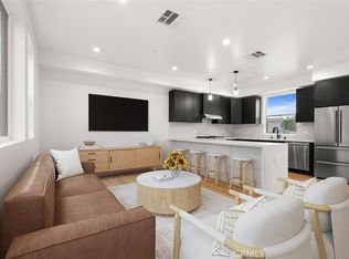 11410 W Calvert St, North Hollywood, CA 91606