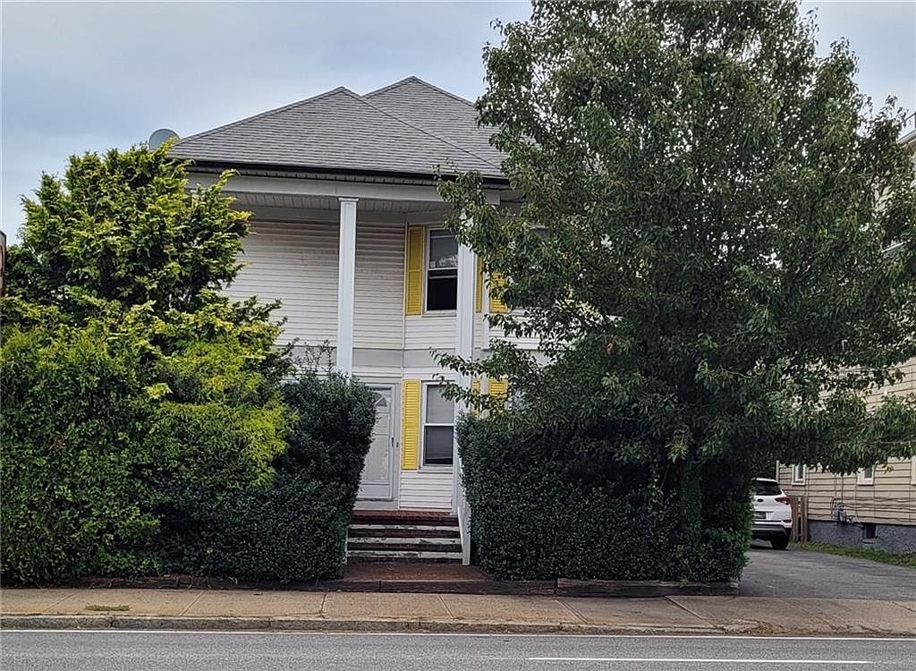 879 Newport Ave, Pawtucket, RI 02861 Zillow