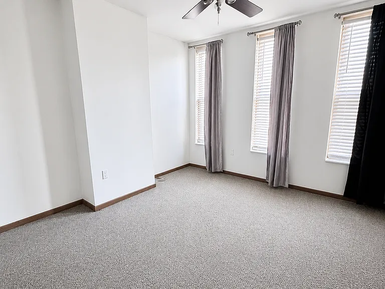1516 Clarkson St — Photo 10