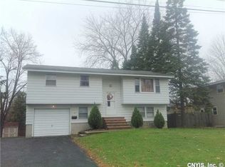 115 Floradale Rd, Liverpool, NY 13088