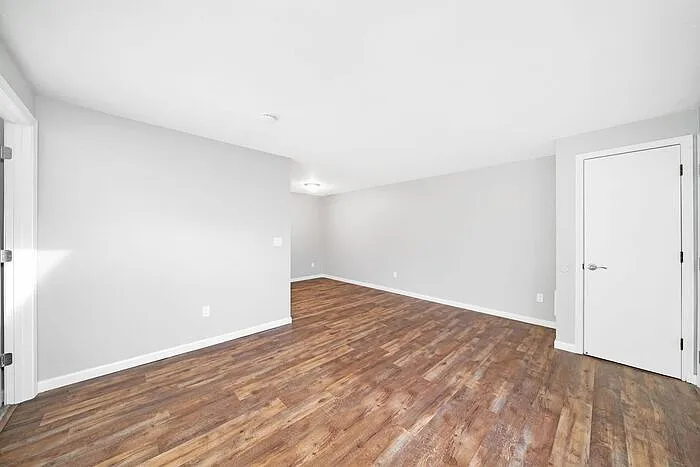 12150 SW Allen Blvd — Photo 8