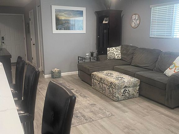 3rd image of 1 Chelsea Court