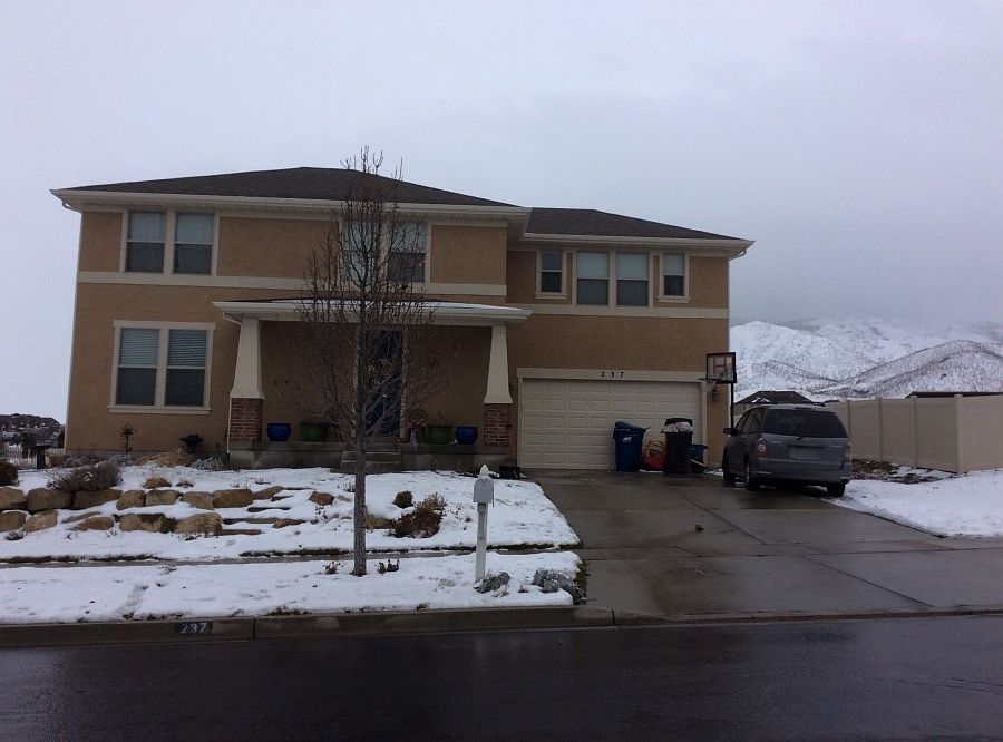 1st image of 237 W Lariat Blvd