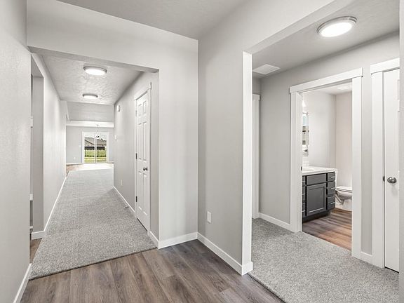 4th image of 5201 Clearfield Ct