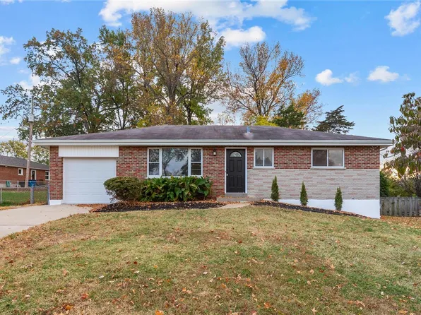 10748 Gail Ct, Saint Louis, MO 63123