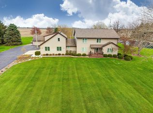 8901 Noward Rd, Waterville, OH 43566