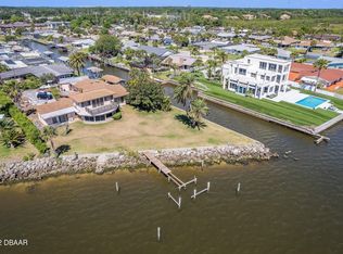 132 Reef Rd, South Daytona, FL 32119