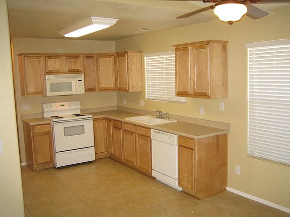 Kitchen with NEW cabinets/lights/2-tone paint/blinds/fan with remote/more...