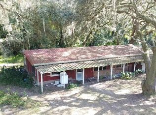 136 Pond Side Trl, Hawthorne, FL 32640