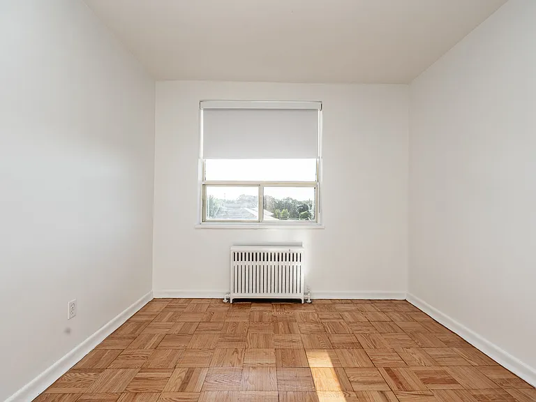 31 Paxtonia Blvd #50125B-302 — Photo 10