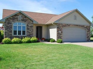 2018 Eastridge Cir, Reedsburg, WI 53959