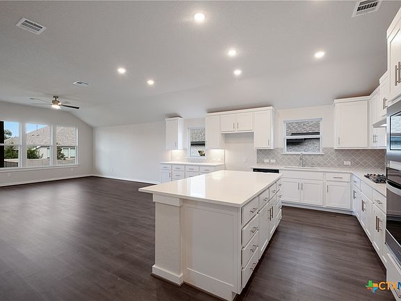 4th image of 1137 Waddie Way