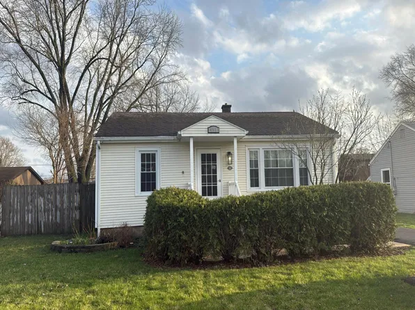 491 Crystal Ave, South Elgin, IL 60177