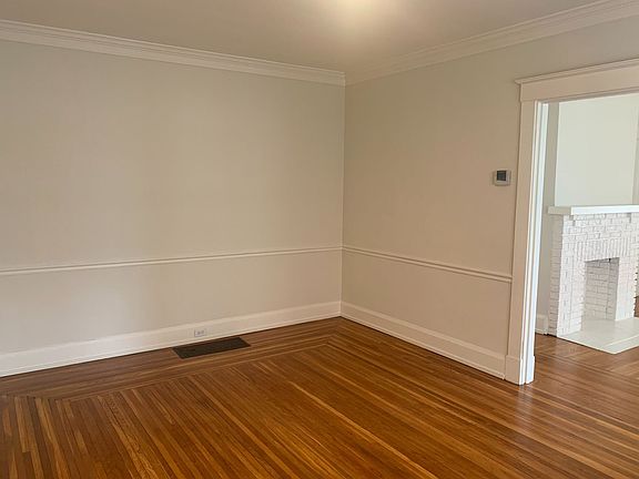 4th image of 3436 Shaw Ave #2