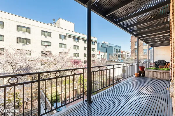 Sold by Citi Habitats | media 5
