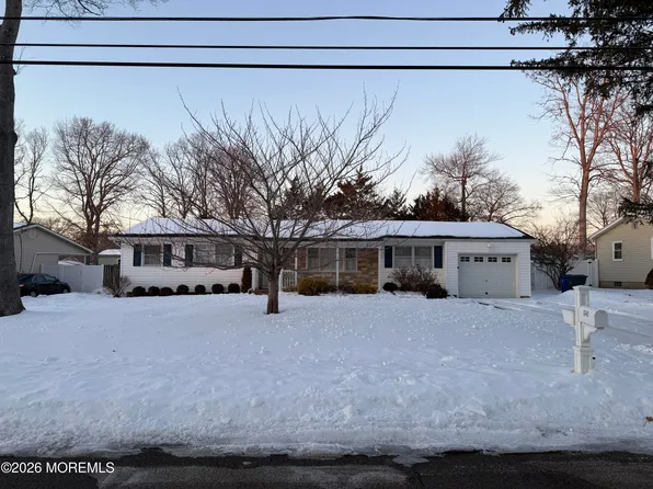 340 Suburban Dr, Toms River, NJ 08753