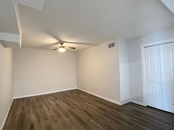 4th image of 1520 Jeffords St #706