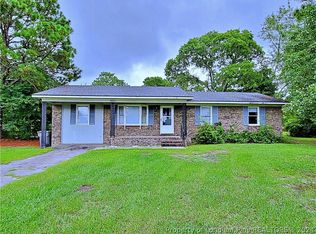 3601 Concord Ct, Hope Mills, NC 28348
