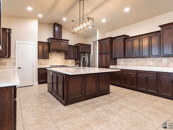 5th image of 2070 S Araby Rd