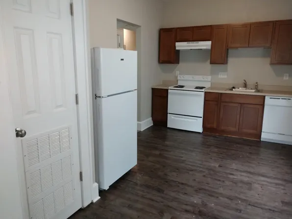421 N Spring St APT D, Independence, MO 64050