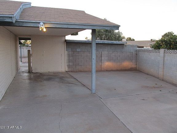 4th image of 1052 W Heather Dr