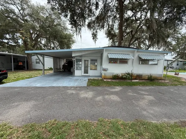 4810 Suzanne St, Zephyrhills, FL 33542