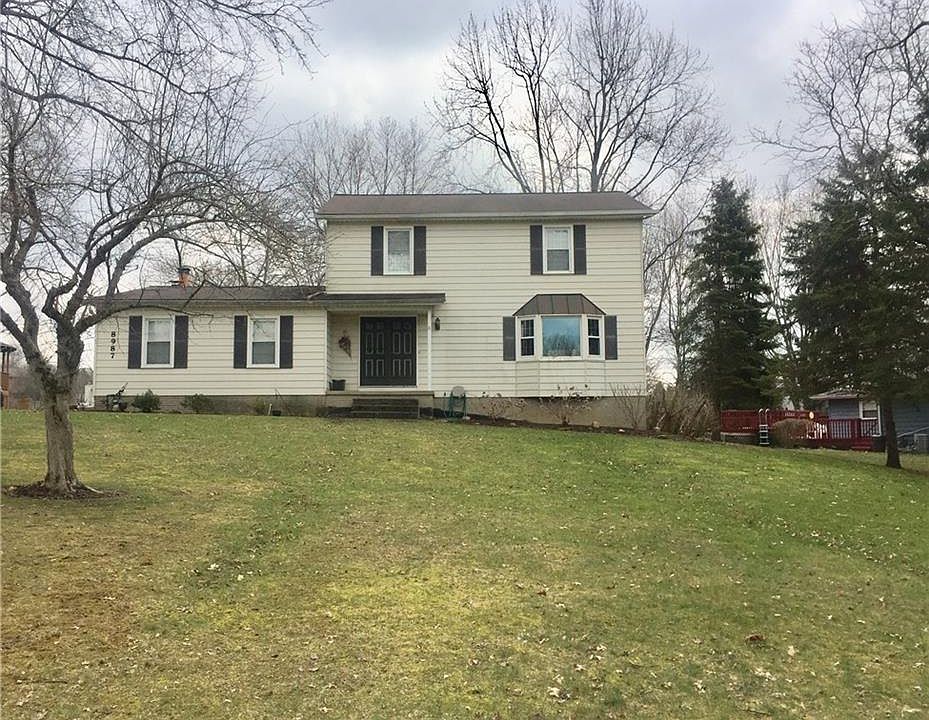 1st image of 8987 Crow Dr