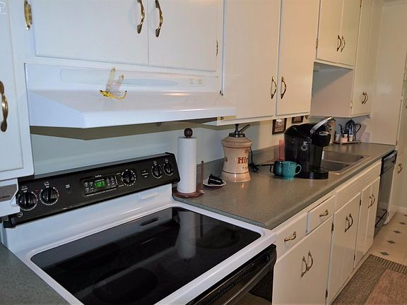 4th image of 181 Sterling Dr