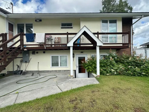 2591 Riverview Dr, Fairbanks, AK 99709