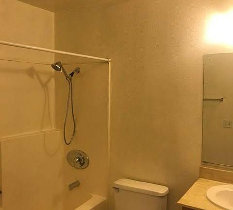 5th image of 4084 Iowa St APT 10