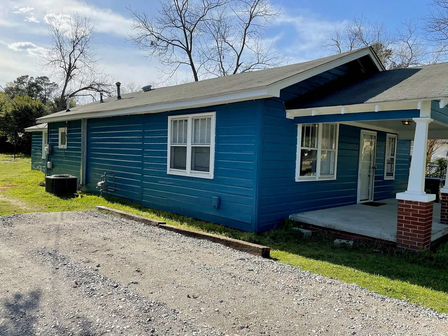 1941 Olive Rd — Photo 2