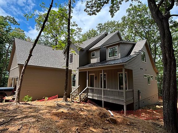 2nd image of 20 Falcon Cir