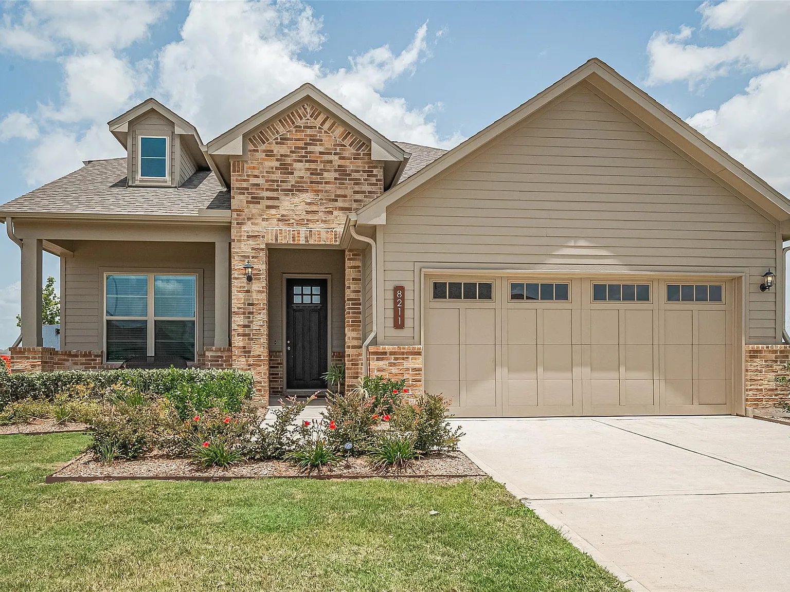 4 bed, 3.5 bath, 2846 sqft, $2,750 — Photo 1
