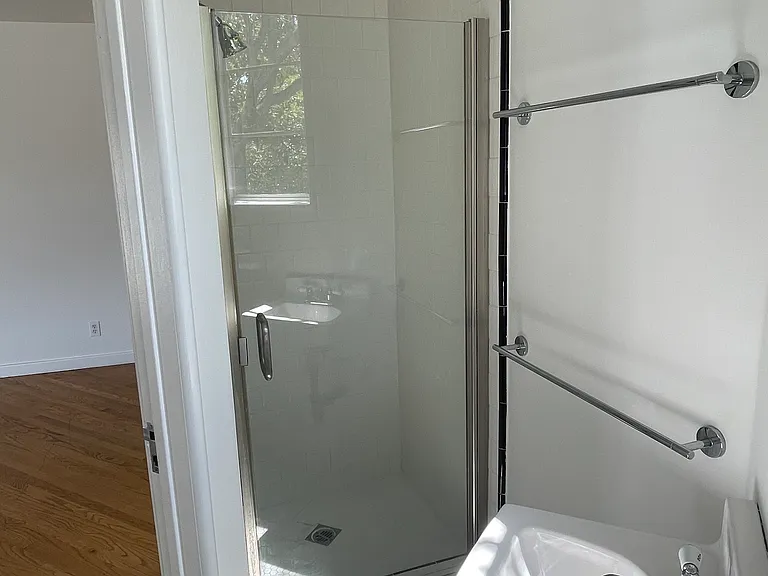 2188 Broadview Ter — Photo 14