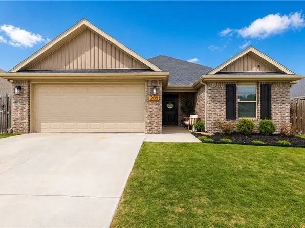 208 S Nightfall Ave, Farmington, AR 72730