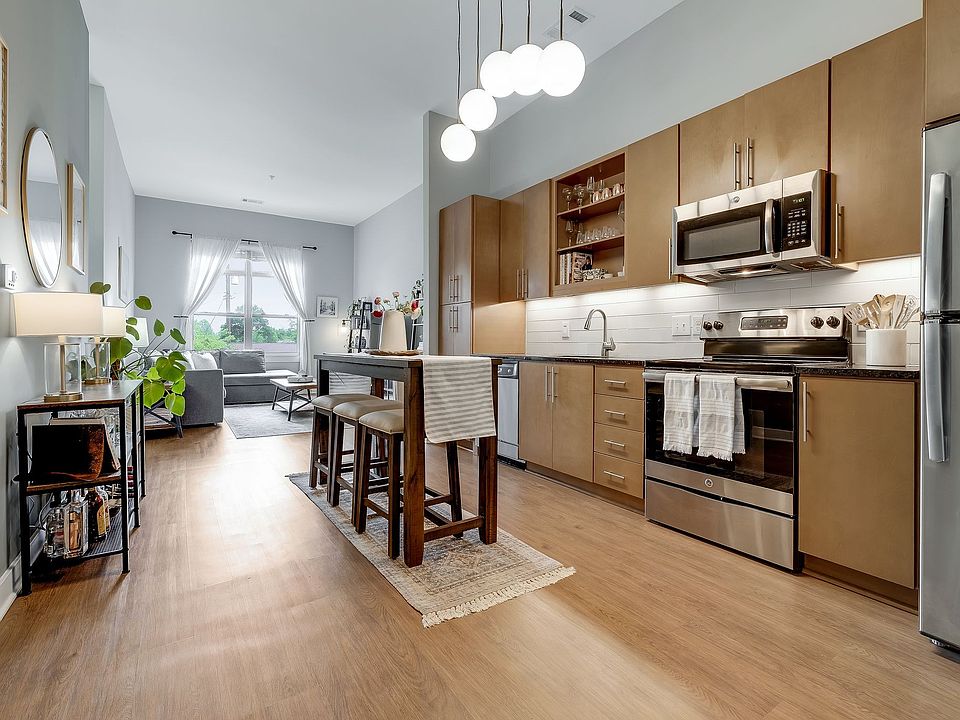 1st image of 601 Sylvan Heights Way #204
