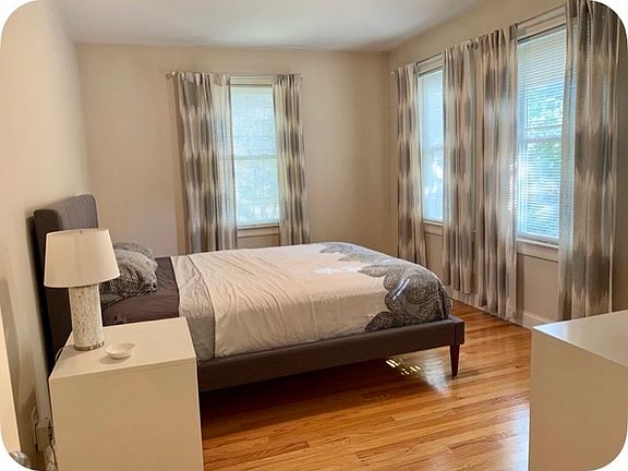 3rd image of 54 Desoto Rd #3