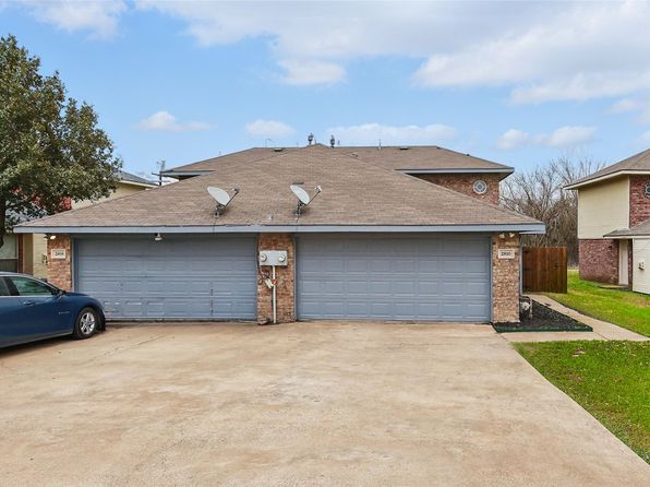 2810 Sunset Strip Ave, Red Oak, TX 75154