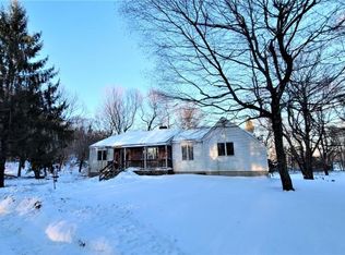 2 Silver Spruce Dr, Sussex, NJ 07461