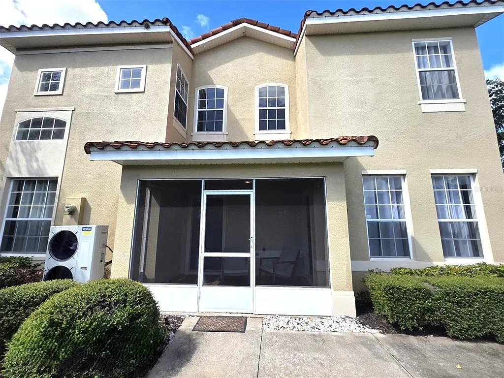 4 bed, 3.0 bath, 1730 sqft, $2,800 — Photo 1