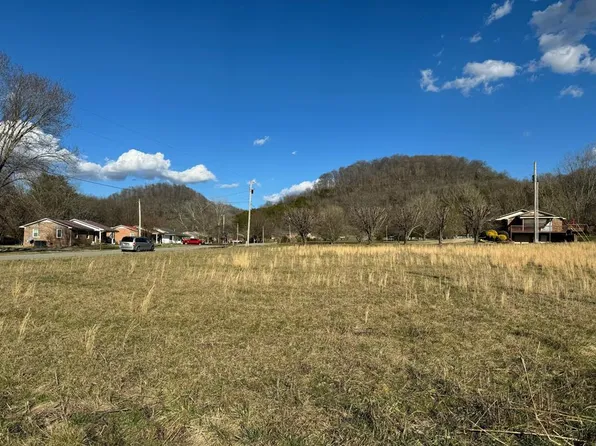 3.35 Butler Ln, Gainesboro, TN 38562