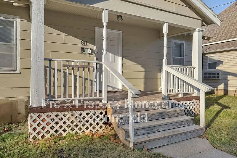 1 bed, 1.0 bath, 1000 sqft, $850 — Photo 2