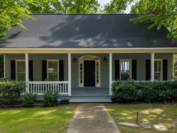 662 Seminole Trl, Pell City, AL 35128