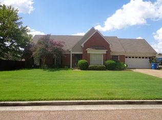 4999 Lake Villa Cv, Memphis, TN 38125