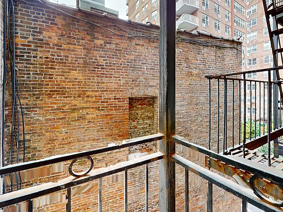 5th image of 410 E 75th St APT 2C