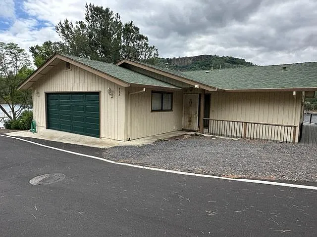 992 Poker Flat Rd photo 1