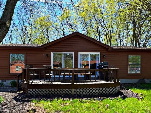 170 Sandcastle Dr, Put In Bay, OH 43456