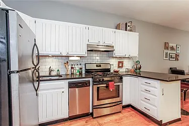 Sold by Avenue Sotheby's International Realty