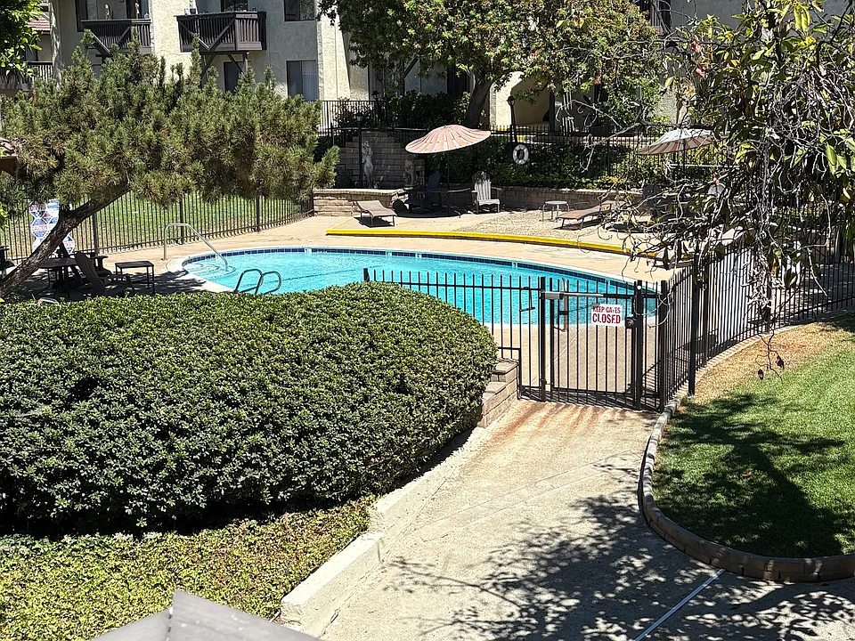 Glendora Hacienda Apartments